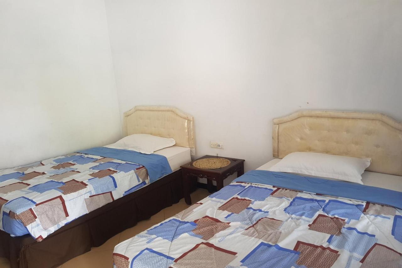 Oyo 2671 Wisma Djaja Syariah Bojonegoro Extérieur photo